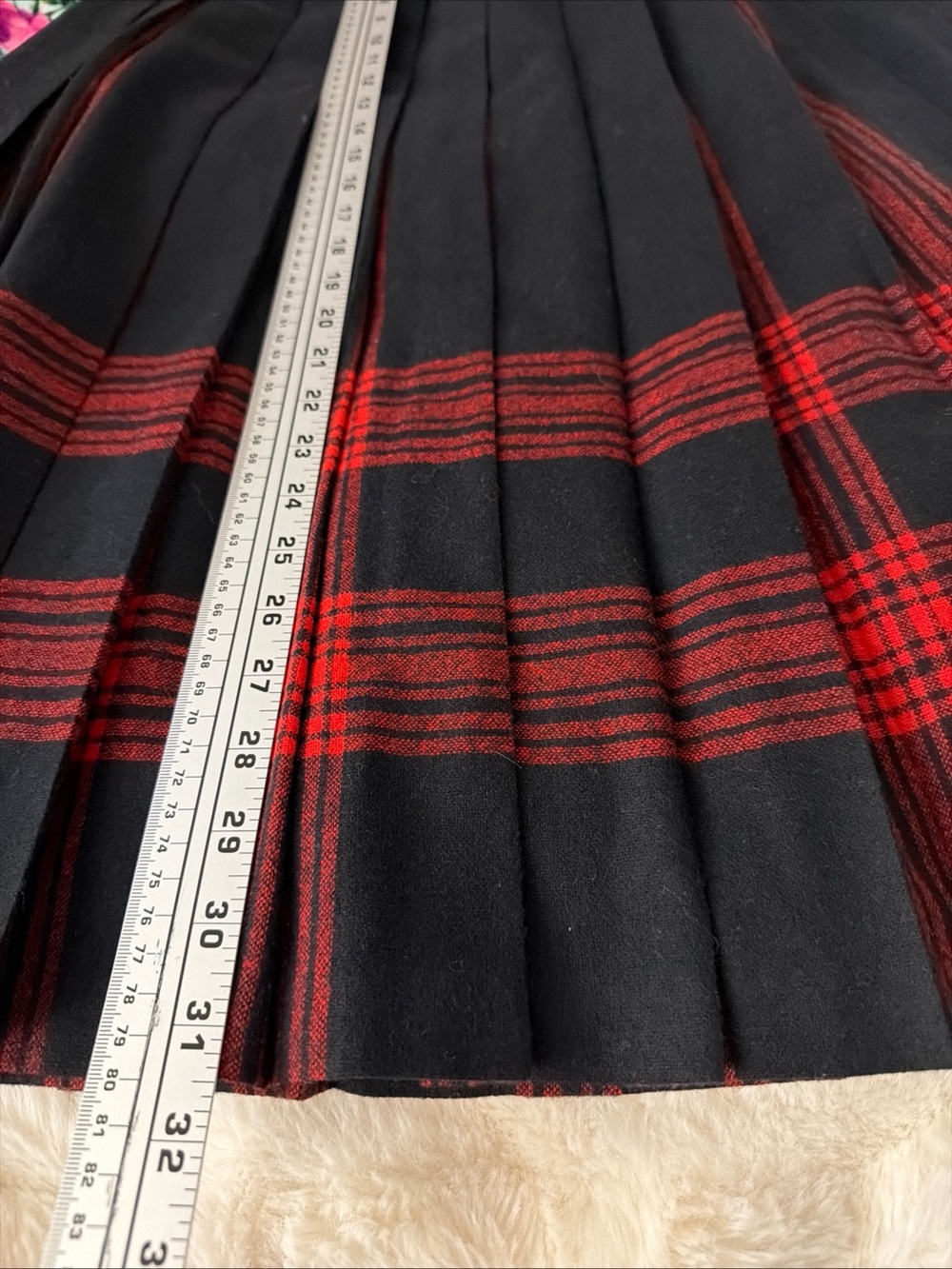Vtg Pendleton Black red tartan plaid pletedMidi Skirt USA! Nice - Picture 4 of 5